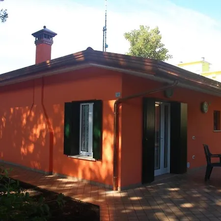 Three-bedroom 500 Metres From The - By Beahost *